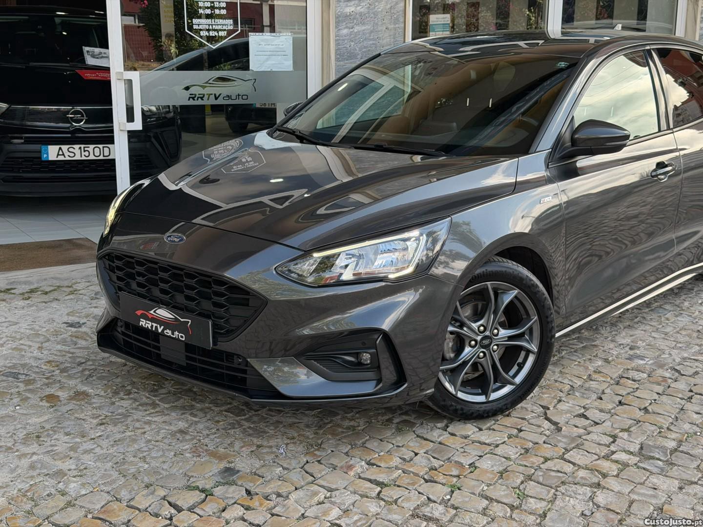 Ford Focus 1.0 EcoBoost ST-Line — fotografia 16