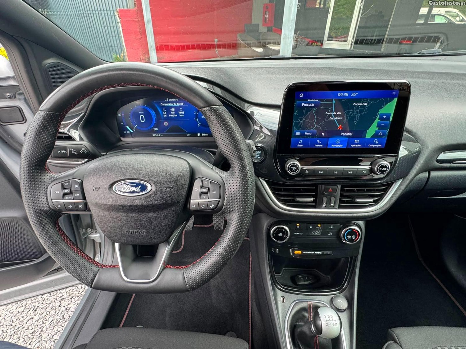 Ford Puma 1.0 Ecoboost ST-LINE — fotografia 4