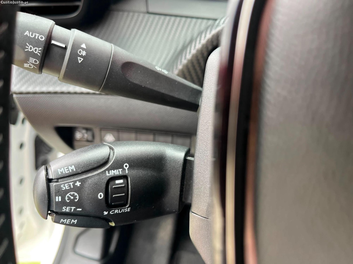 Peugeot 208 1.2 | Full Extras — fotografia 8