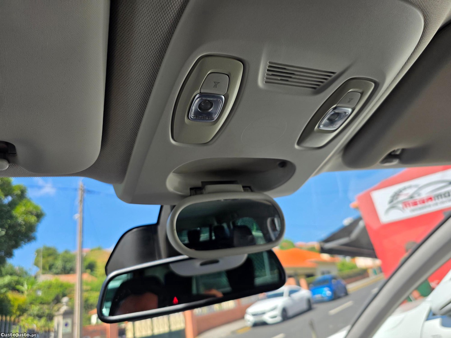 Renault Scénic 1.3 TCE BOSE EDITION 140CV — fotografia 16