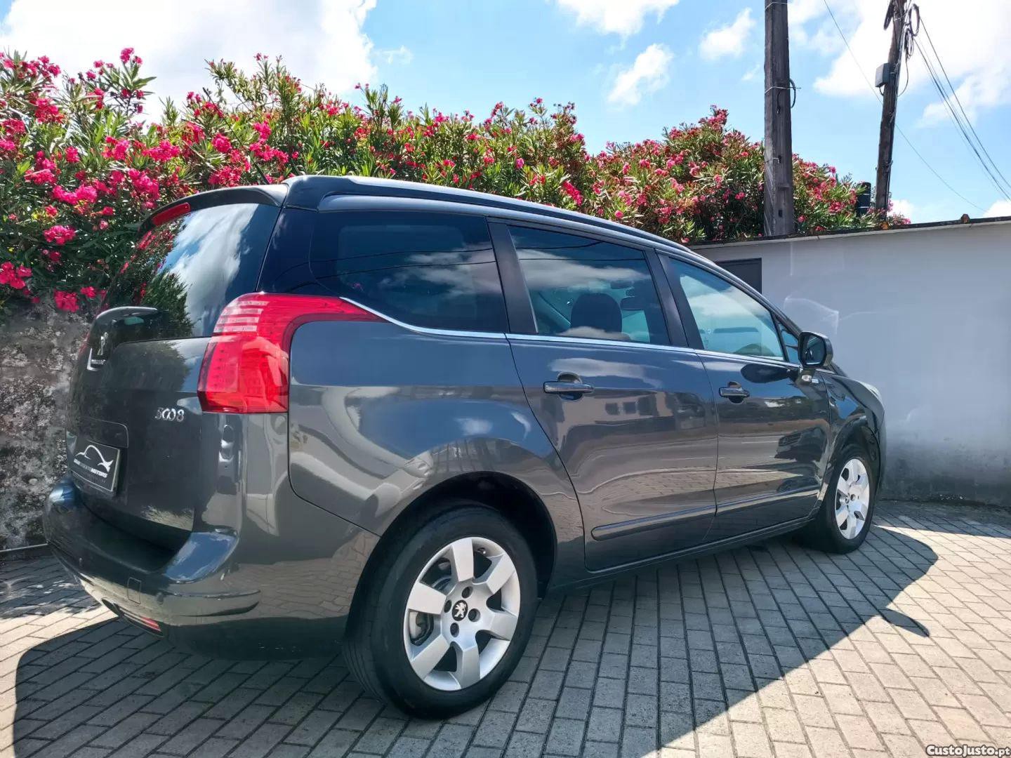 Peugeot 5008 1.6 hdi 7l se style — fotografia 12