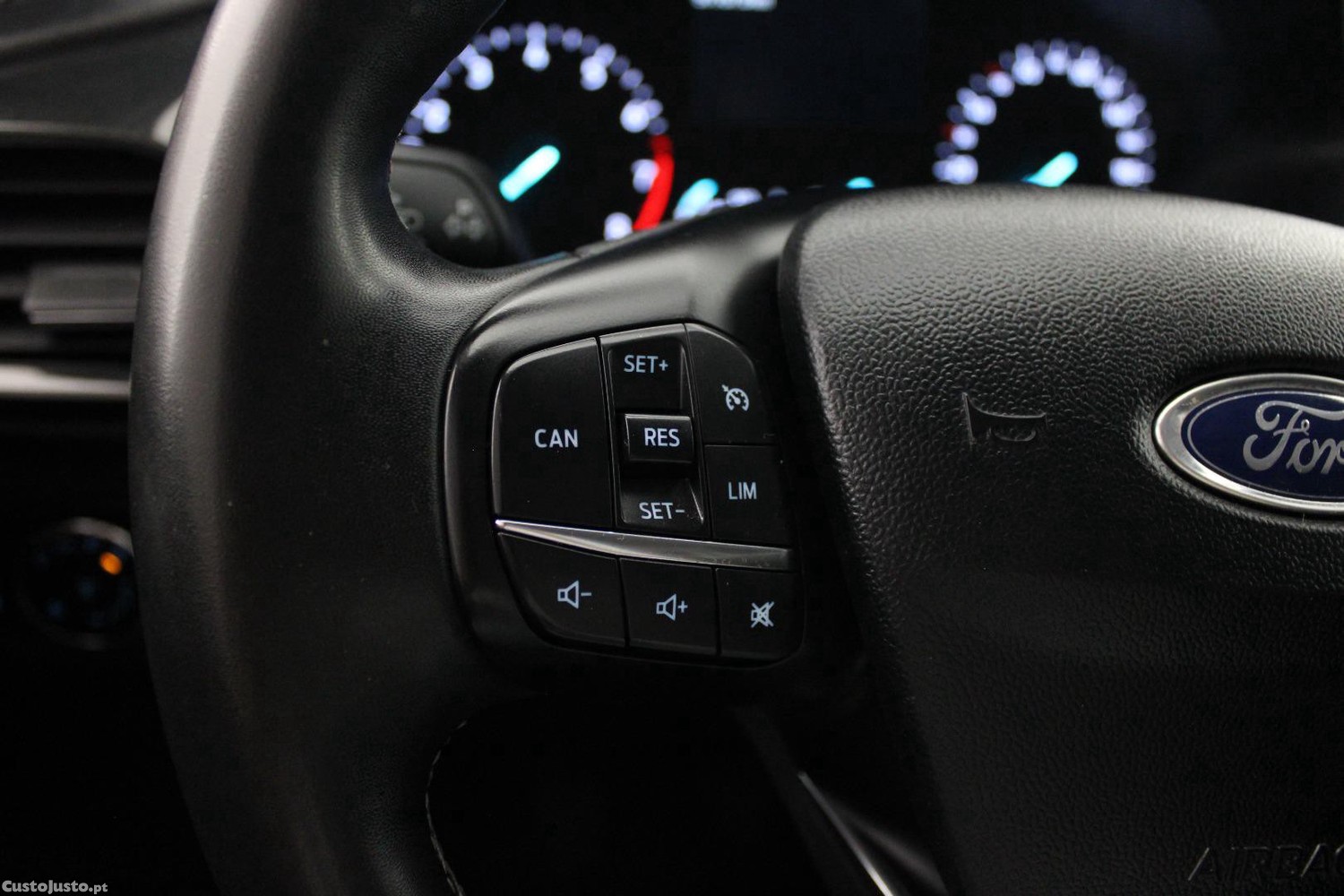 Ford Puma 1.0 ECOBOOST TITANIUM DESIGN — fotografia 25