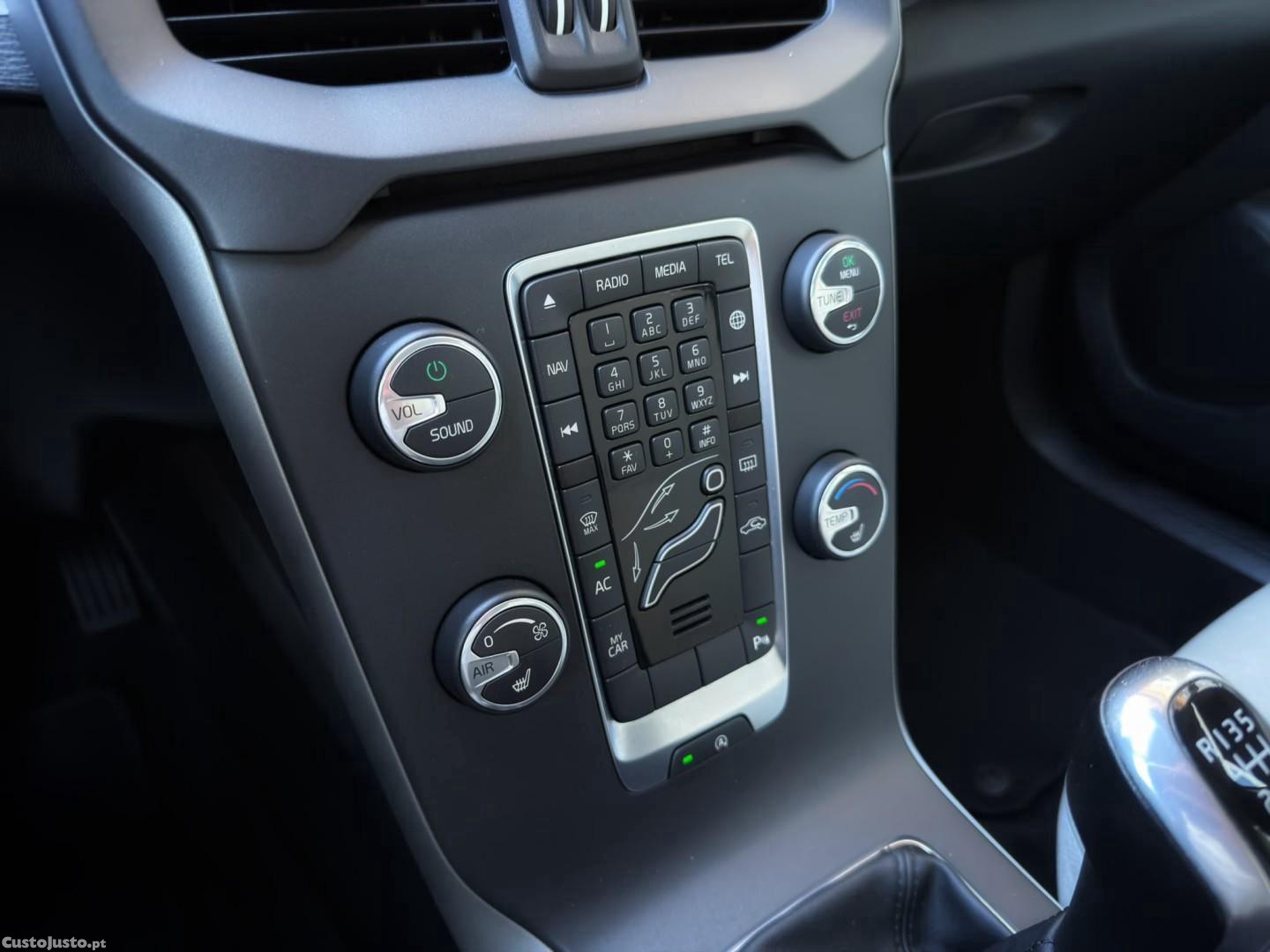 Volvo V40 1.6 D2 Momentum — fotografia 6