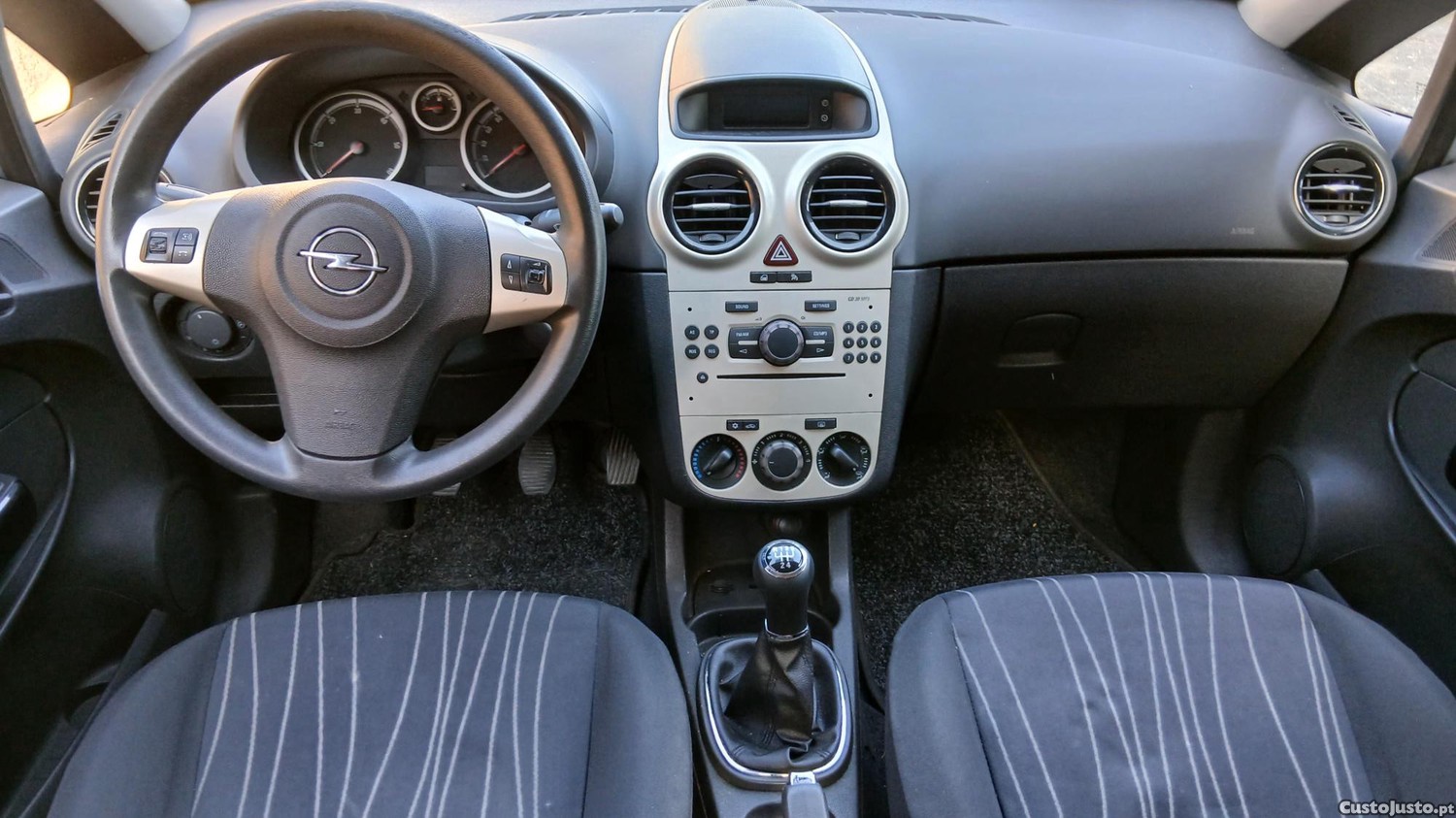 Opel Corsa 1.3 cdti — fotografia 3