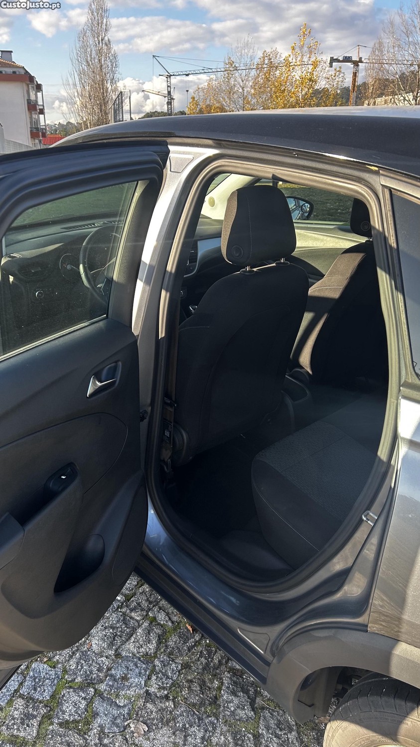 Opel Crossland X 1.5 CDTI EcoTec 102 cv — fotografia 5