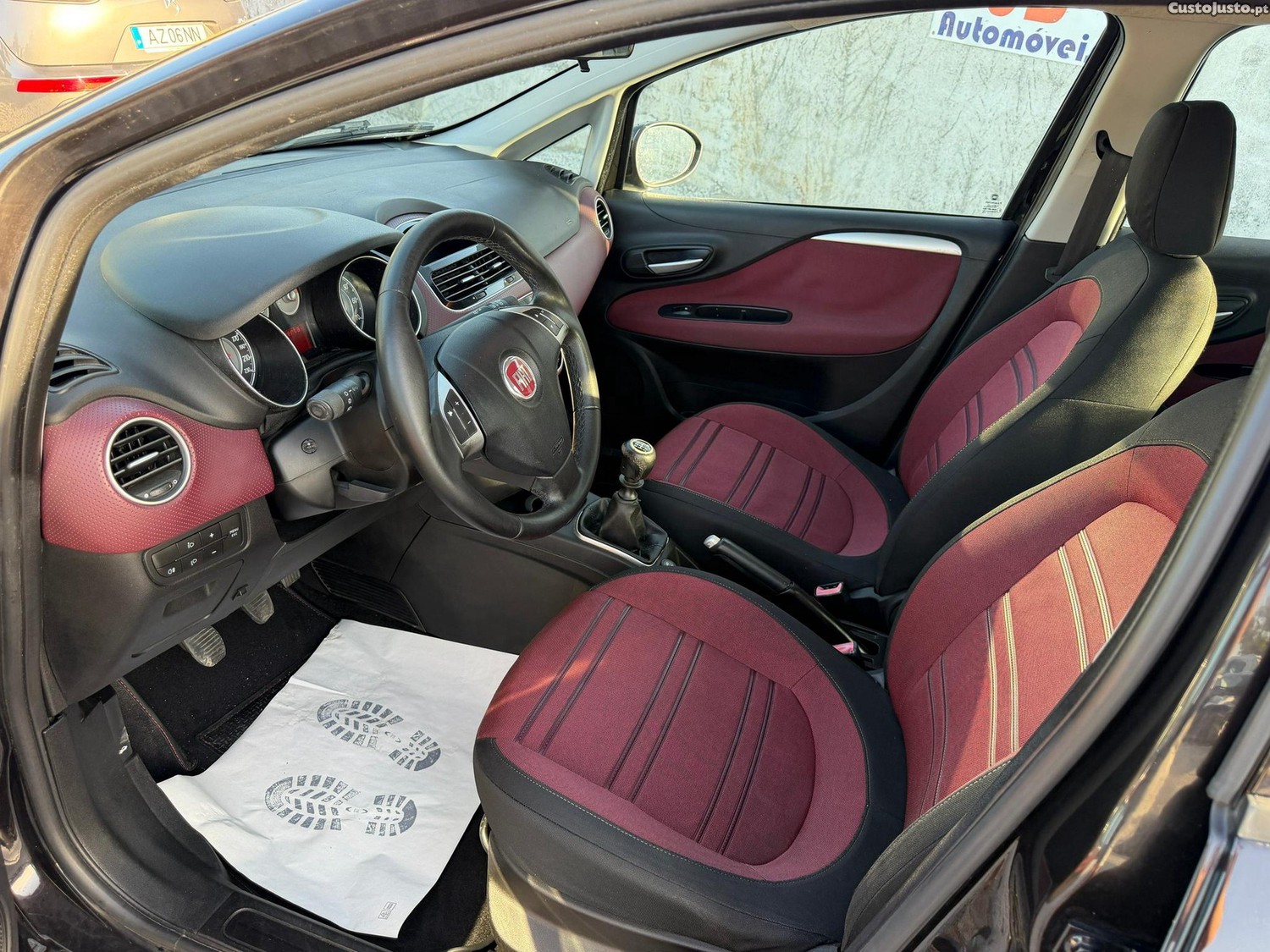 Fiat Punto Evo 1.4 Dynamic Style — fotografia 6