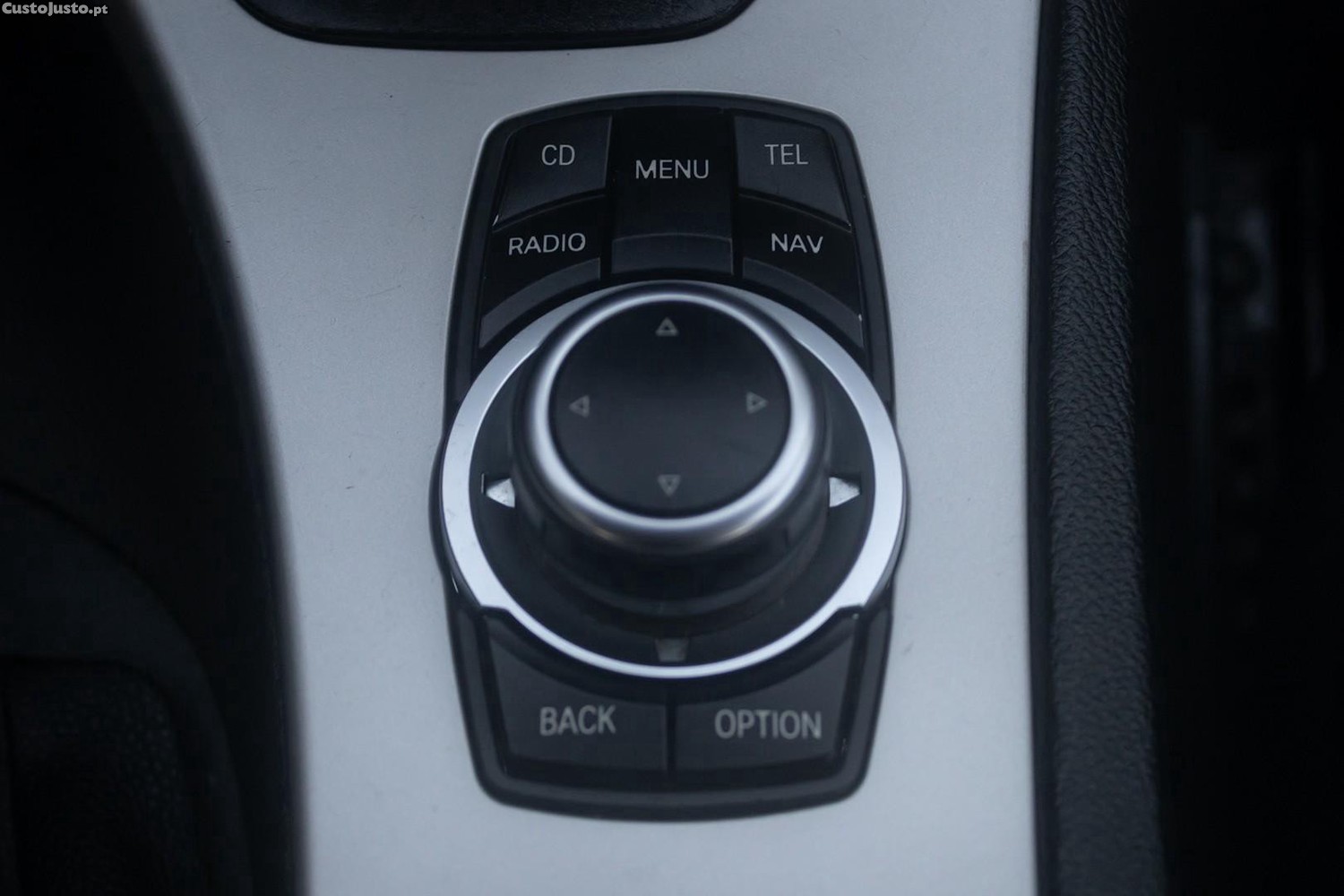 BMW 320 d Touring EfficientDynamics — fotografia 12