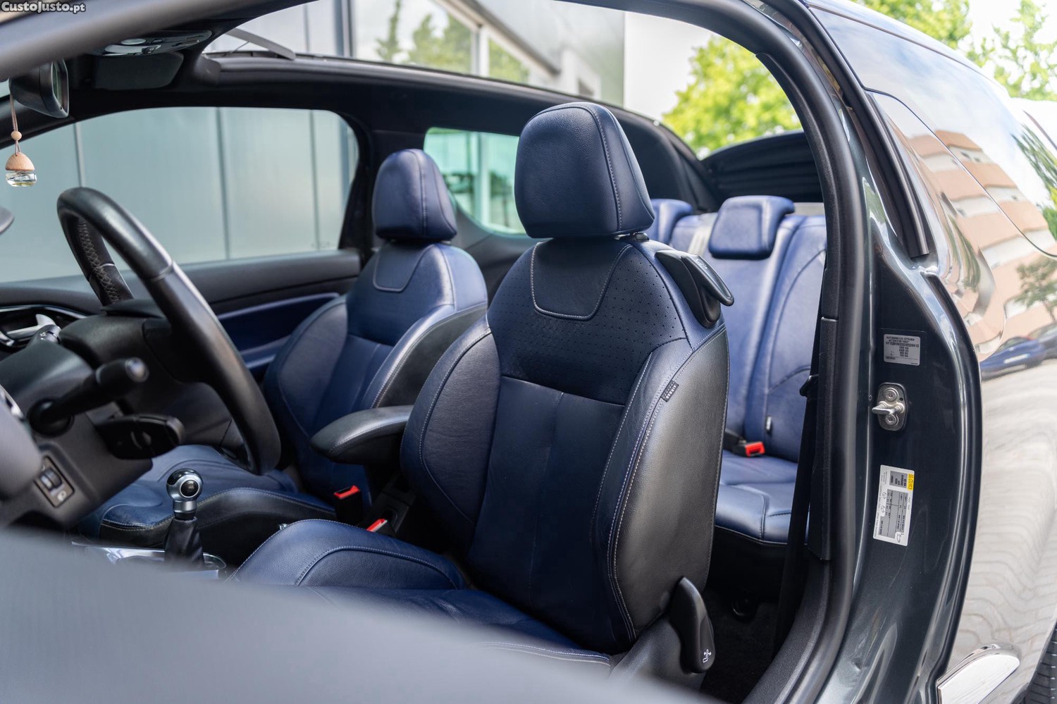 Citroën DS3 Cabrio 1.2 VTi Chic — fotografia 10