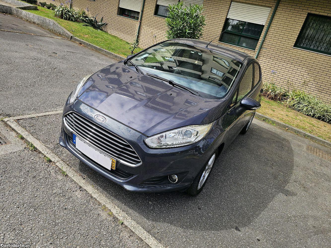 Ford Fiesta 1.0 Gasolina — fotografia 3