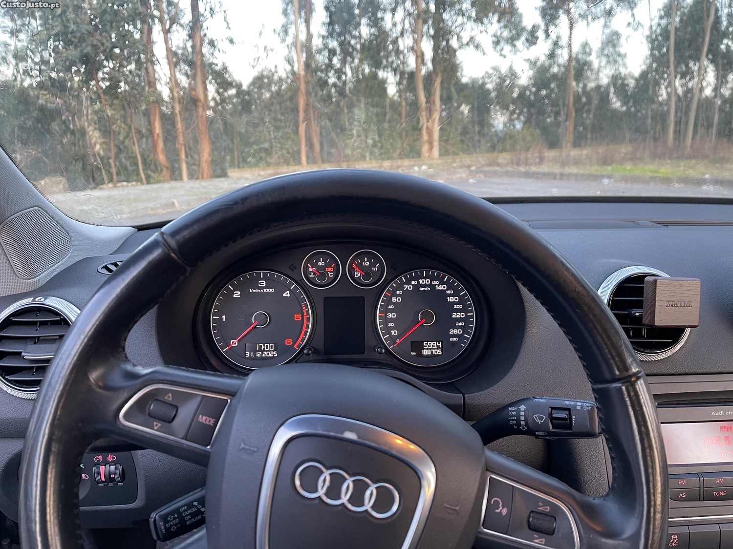 Audi A3 Attraction — fotografia 8