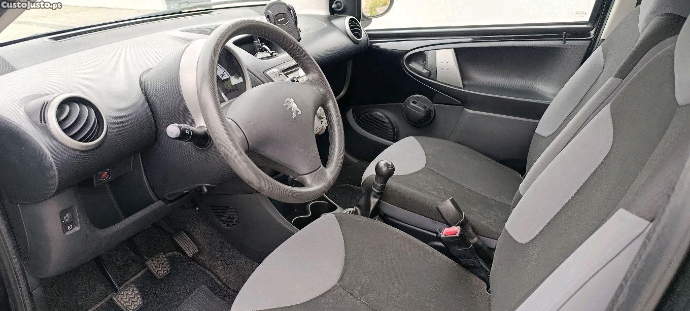 Peugeot 107 1.0 access — fotografia 7