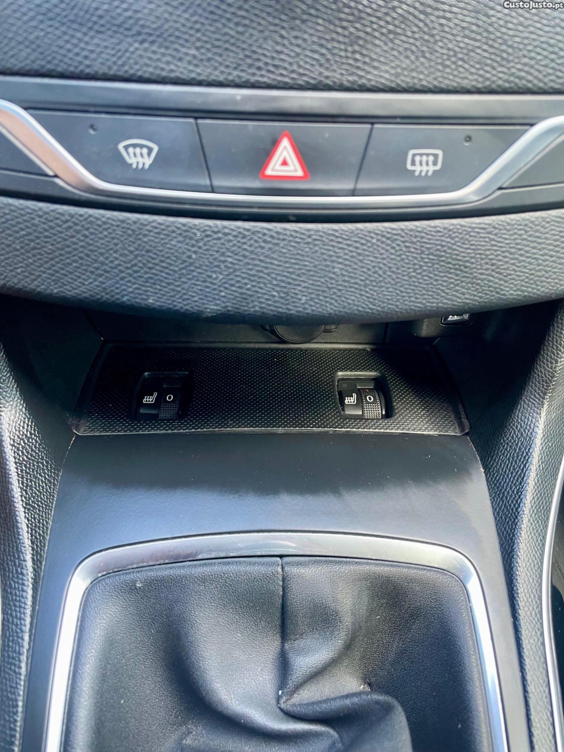 Peugeot 308 GT Line — fotografia 3