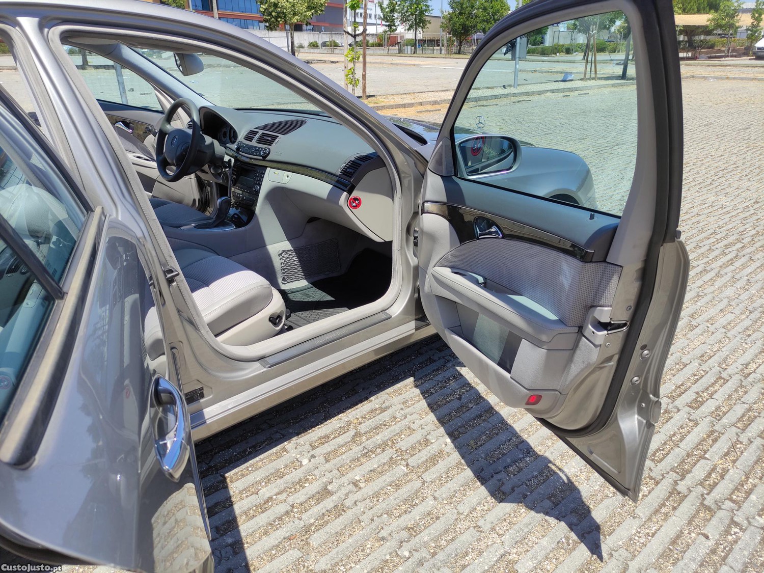 Mercedes-Benz Classe E Avantgarde — fotografia 4