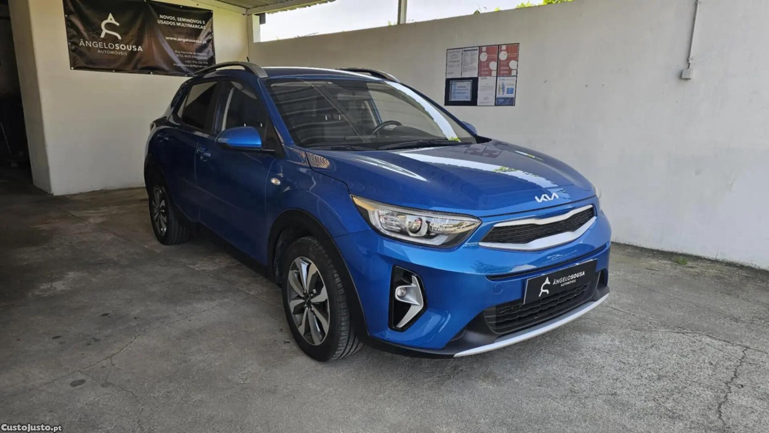 Kia Stonic 1.2 Dynamic — fotografia 14