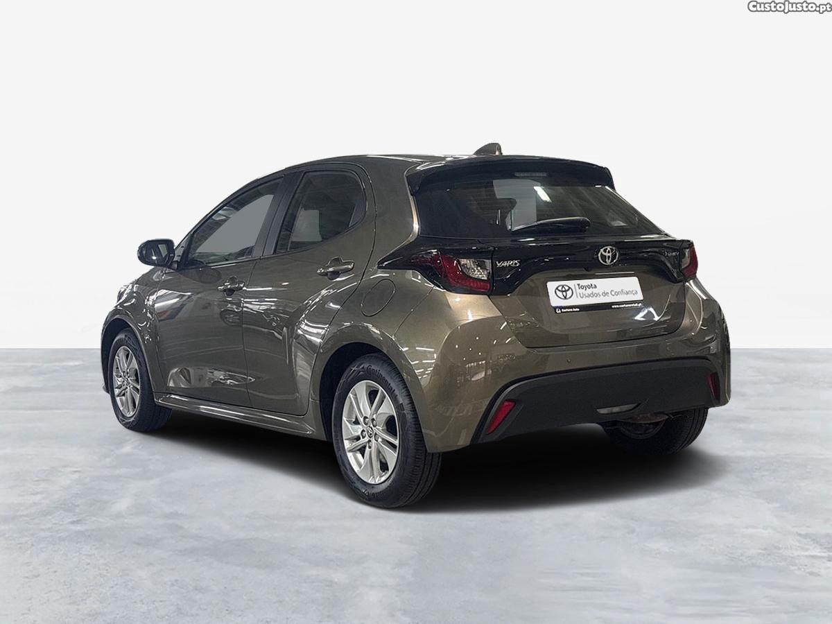 Toyota Yaris 1.5 HDF Comfort Plus — fotografia 14