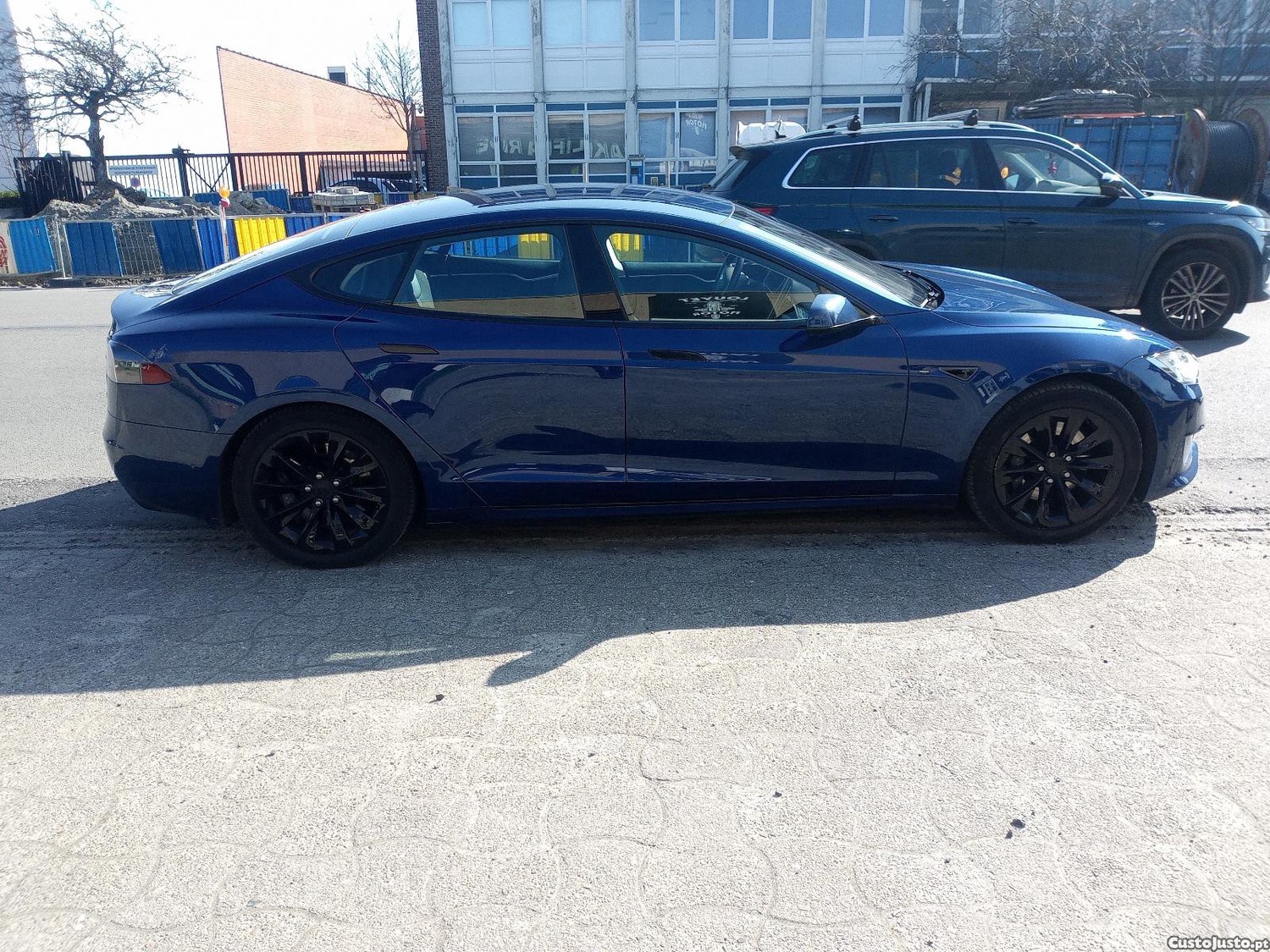 Tesla Model S 90D - 16 — photo 3