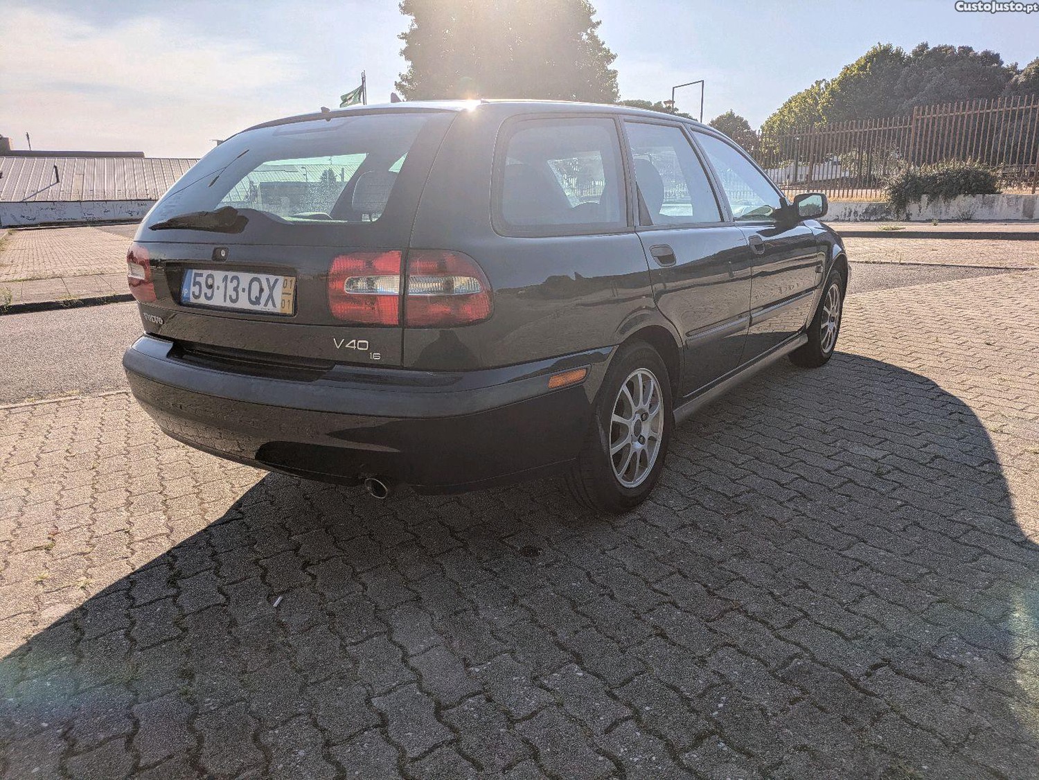 Volvo V40 1.6 — fotografia 9