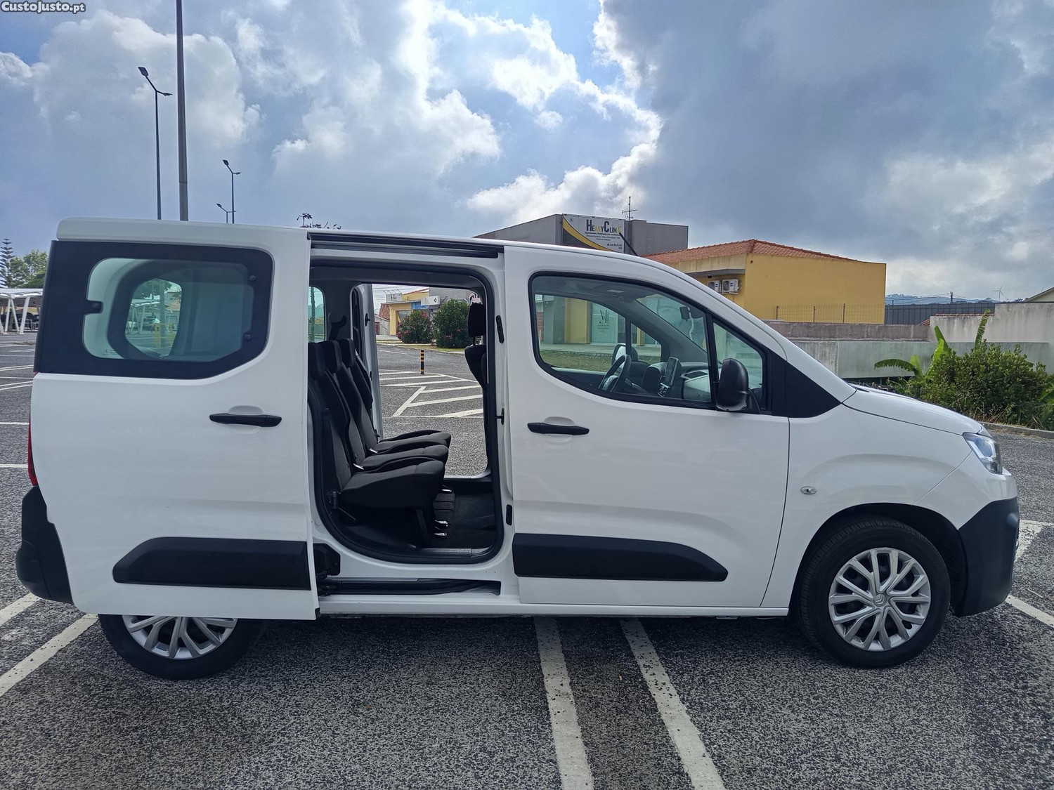 Citroën Berlingo 1.5 100HP 5 LUGARES — fotografia 4