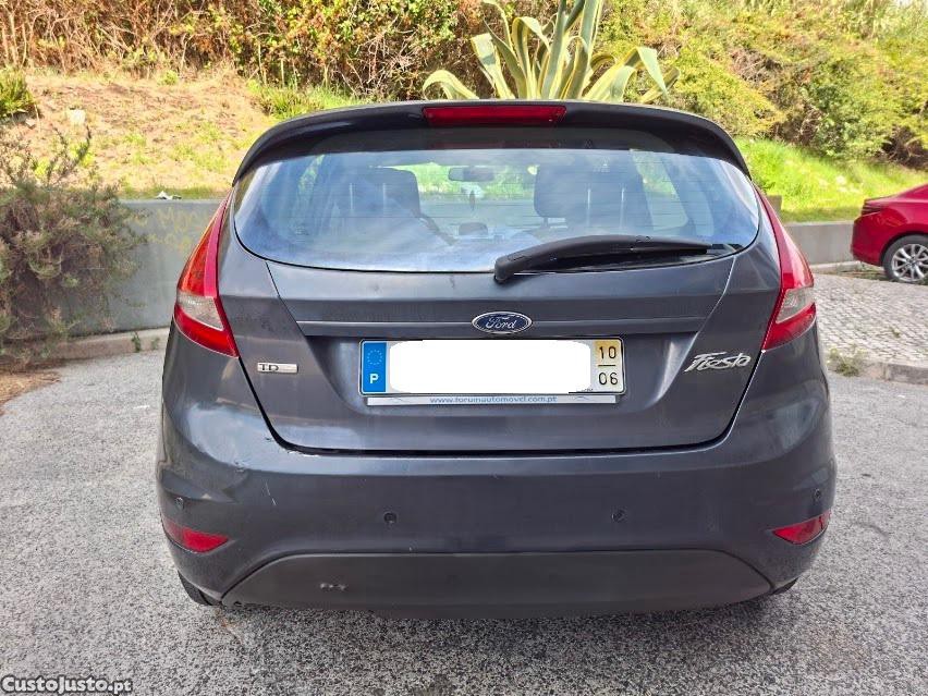 Ford Fiesta 1,4 TDCi Trend — fotografia 5