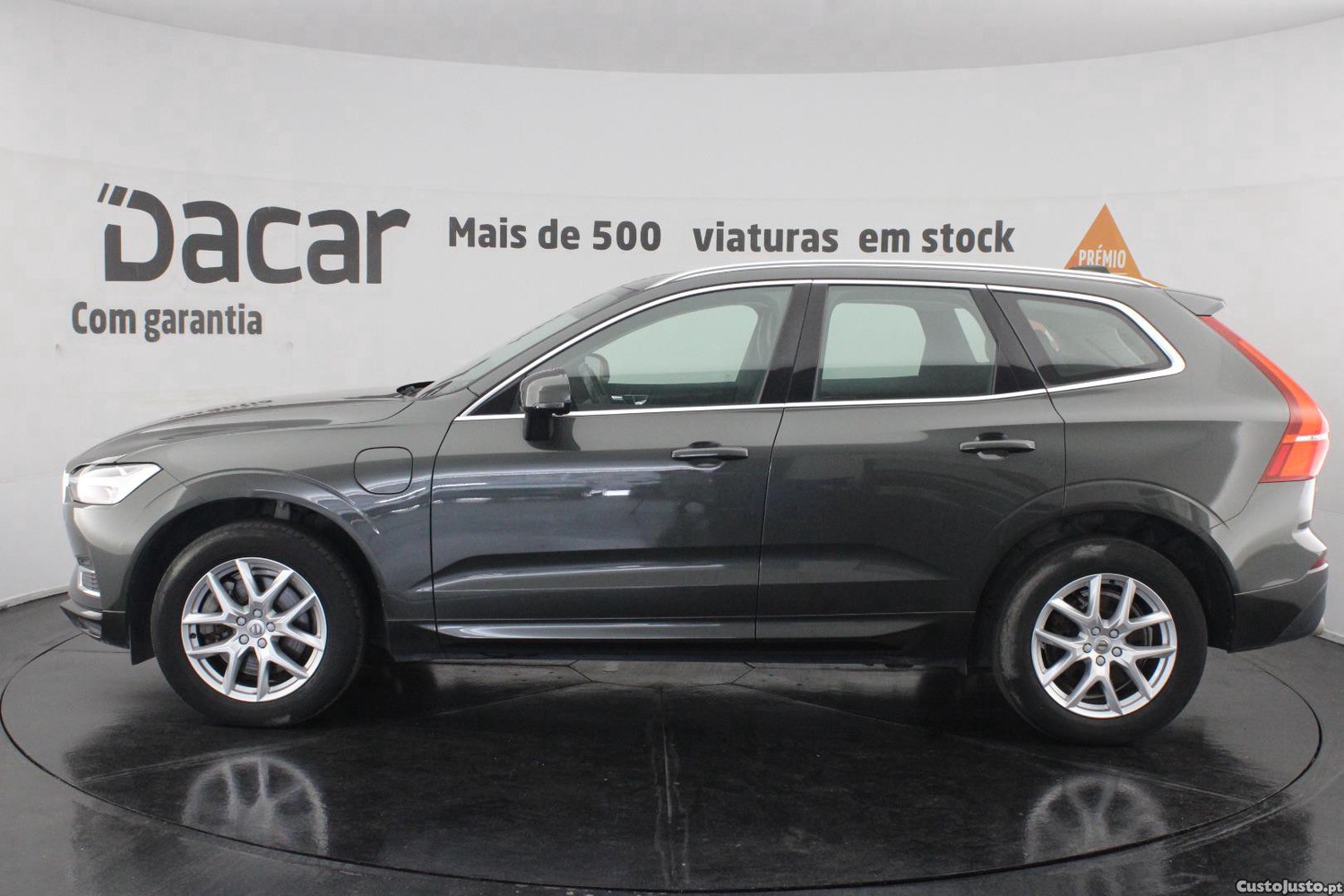 Volvo XC 60 T8 PHEV MOMENTUM PLUS (AUTO) — fotografia 37