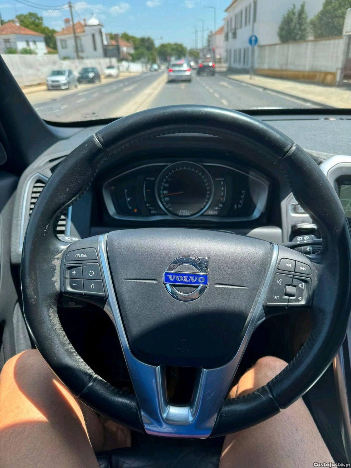 Volvo XC 60 Ocean Race — fotografia 3