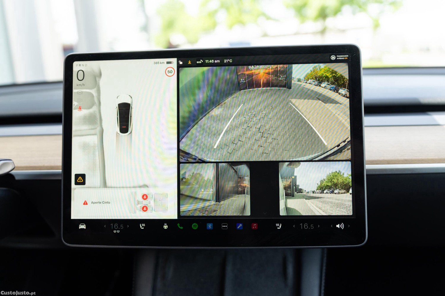 Tesla Model Y Long Range Dual Motor AWD — fotografia 3