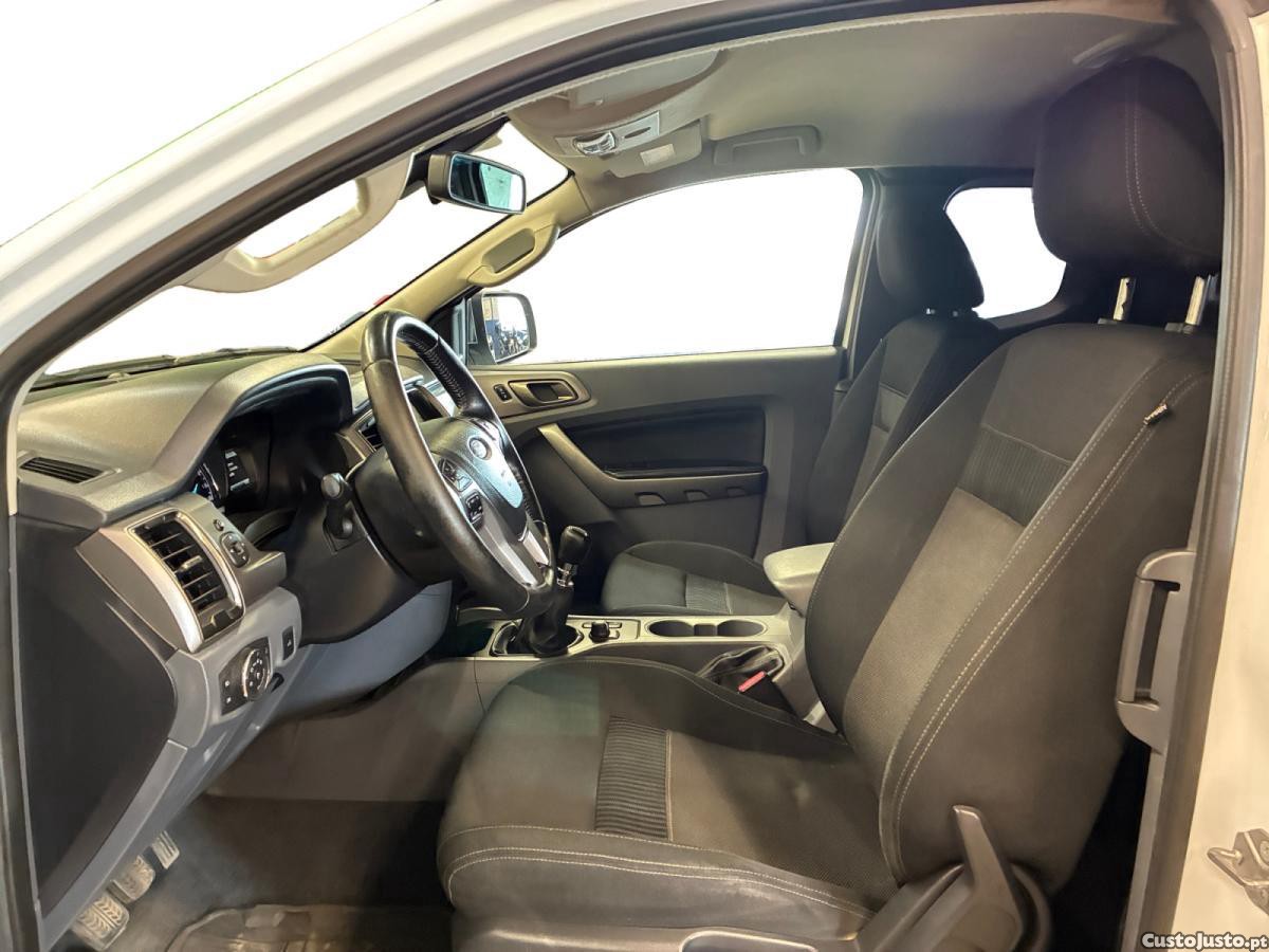 Ford Ranger 2.2 TDCi XLT 4WD — fotografia 9