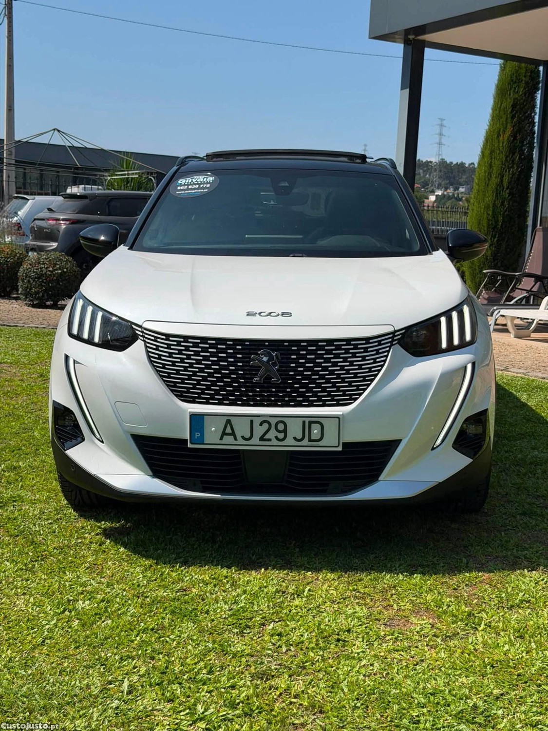 Peugeot e-2008 GT — fotografia 17