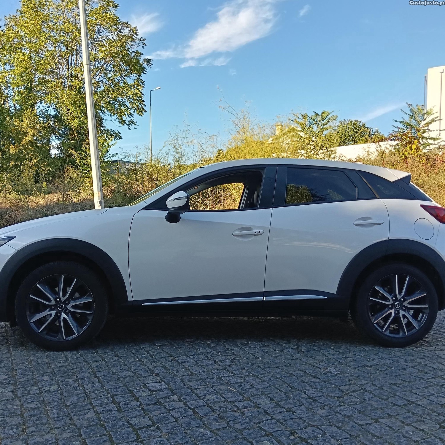 Mazda CX-3 1.5 Sky. Excellence Navi - 17 foto 3