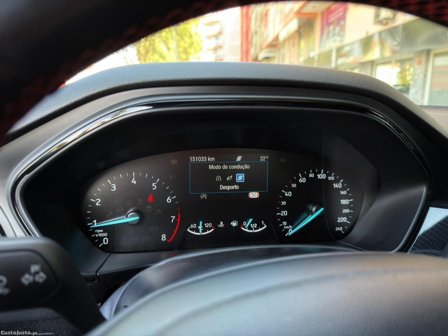 Ford Focus 1.0 EcoBoost ST-Line — fotografia 5