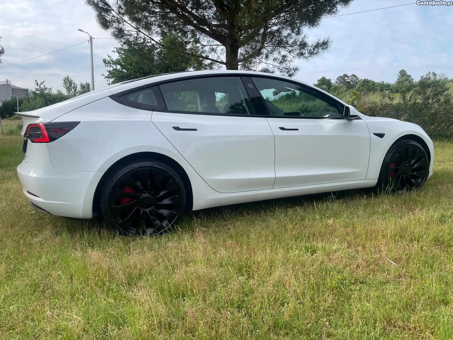Tesla Model 3 Performance Dual Motor AWD — fotografia 18
