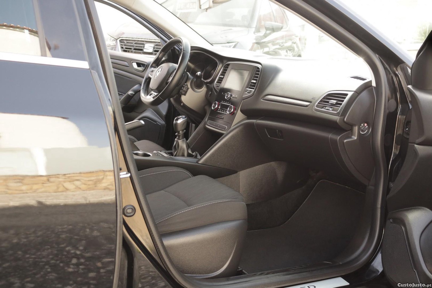 Renault Mégane Sport Tourer 1.5 Blue DCI Limited 115cv — fotografia 42