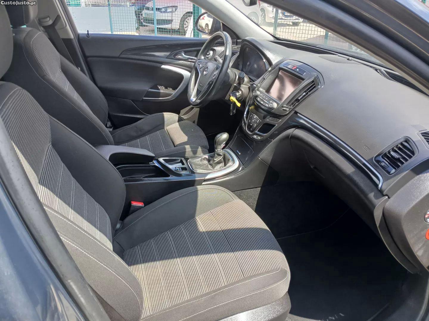 Opel 1204 2.0 cdti cosmo s/s — fotografia 3