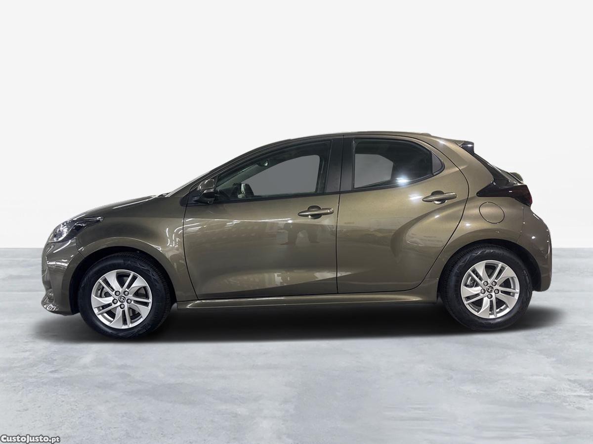 Toyota Yaris 1.5 HDF Comfort Plus — fotografia 13