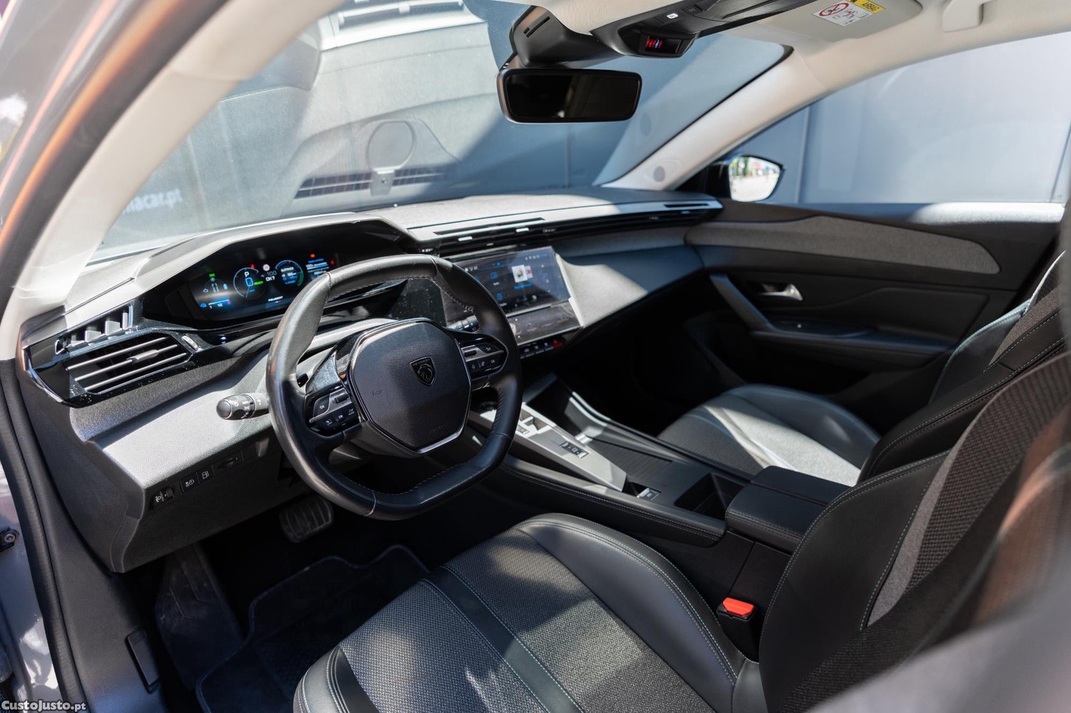 Peugeot 308 1.6 Hybrid Allure Pack e-EAT8 — fotografia 7