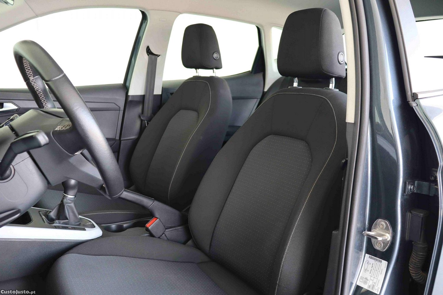 SEAT Arona 1.0 TSI Style — fotografia 16