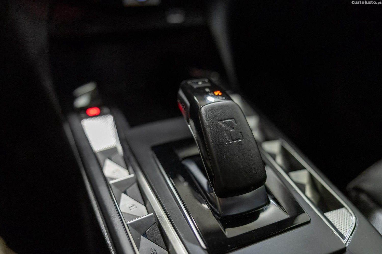 DS 3 3 E-Tense SE Connected Chic — fotografia 8