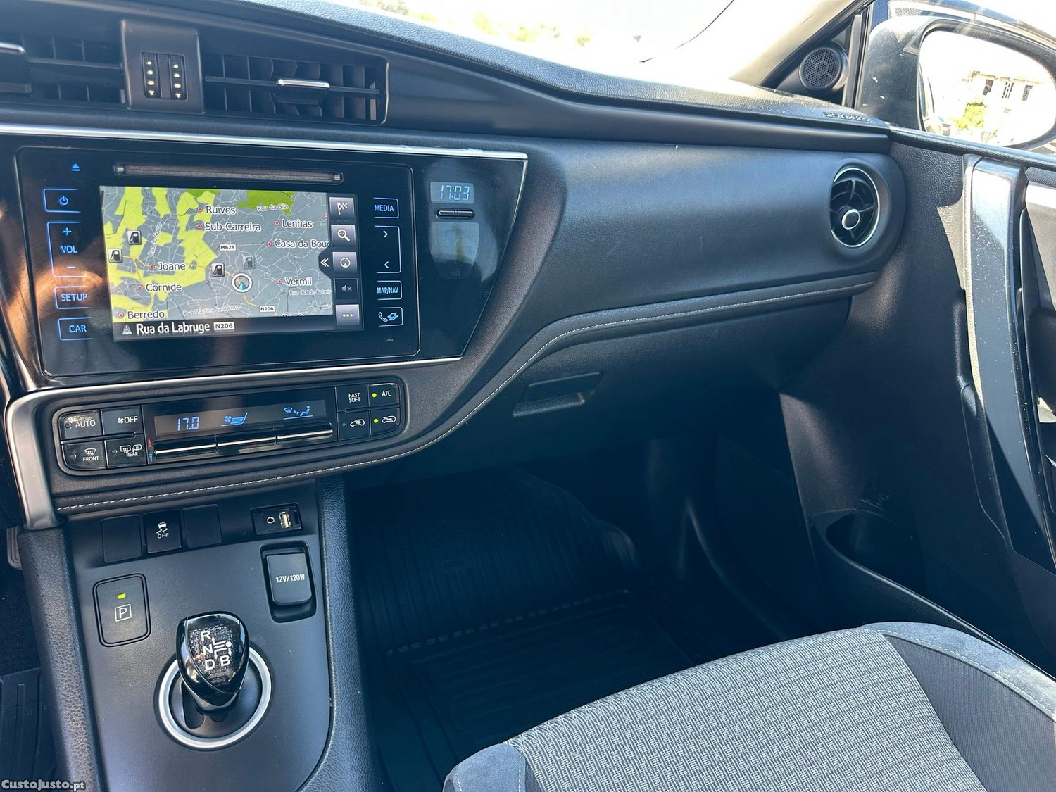 Toyota Auris 1.8 HSD Exclusive+Navi — fotografia 11