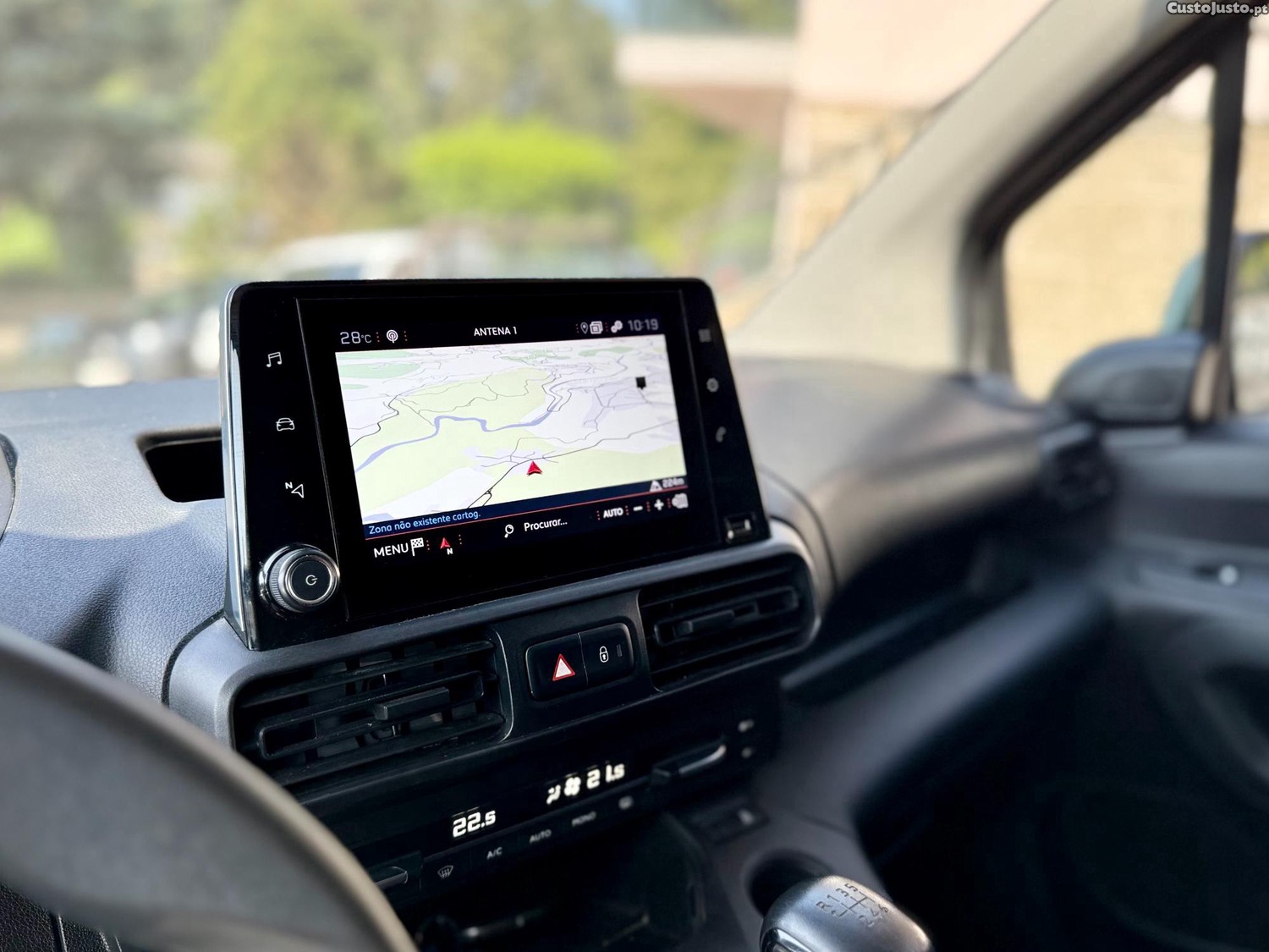 Peugeot Partner 1.5 BlueHDi Premium Standard Plus — fotografia 3