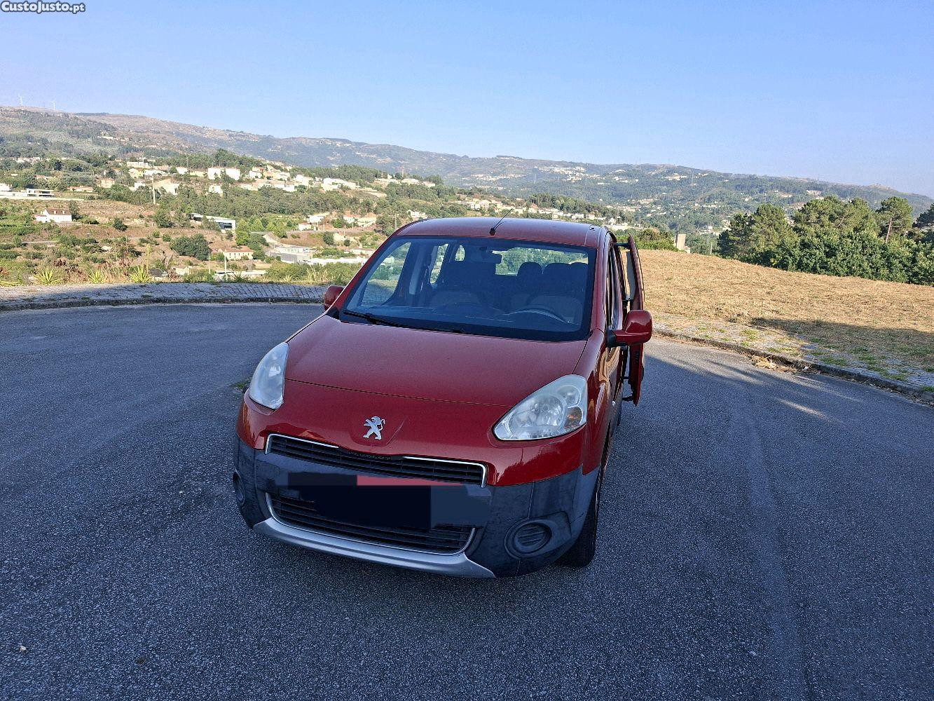 Peugeot Partner TEPEE — fotografia 5