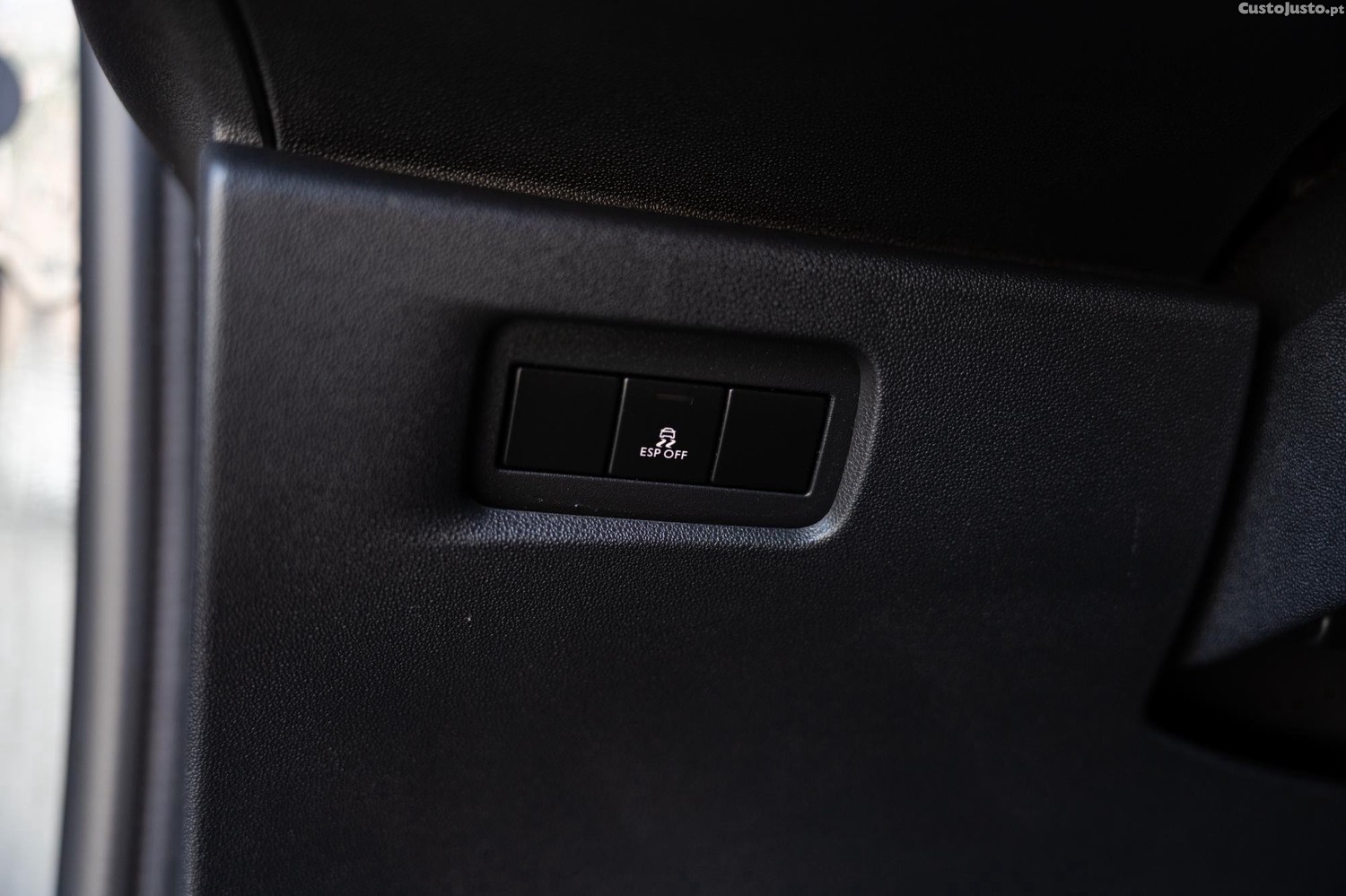 Citroën DS3 Cabrio 1.2 VTi Chic — fotografia 4