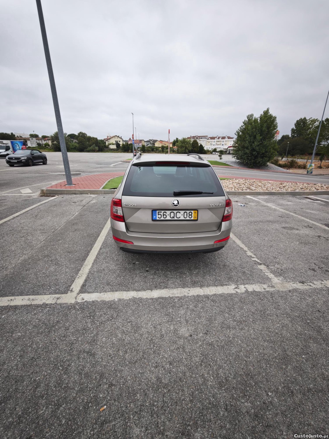 Skoda Octavia Elegance — fotografia 2