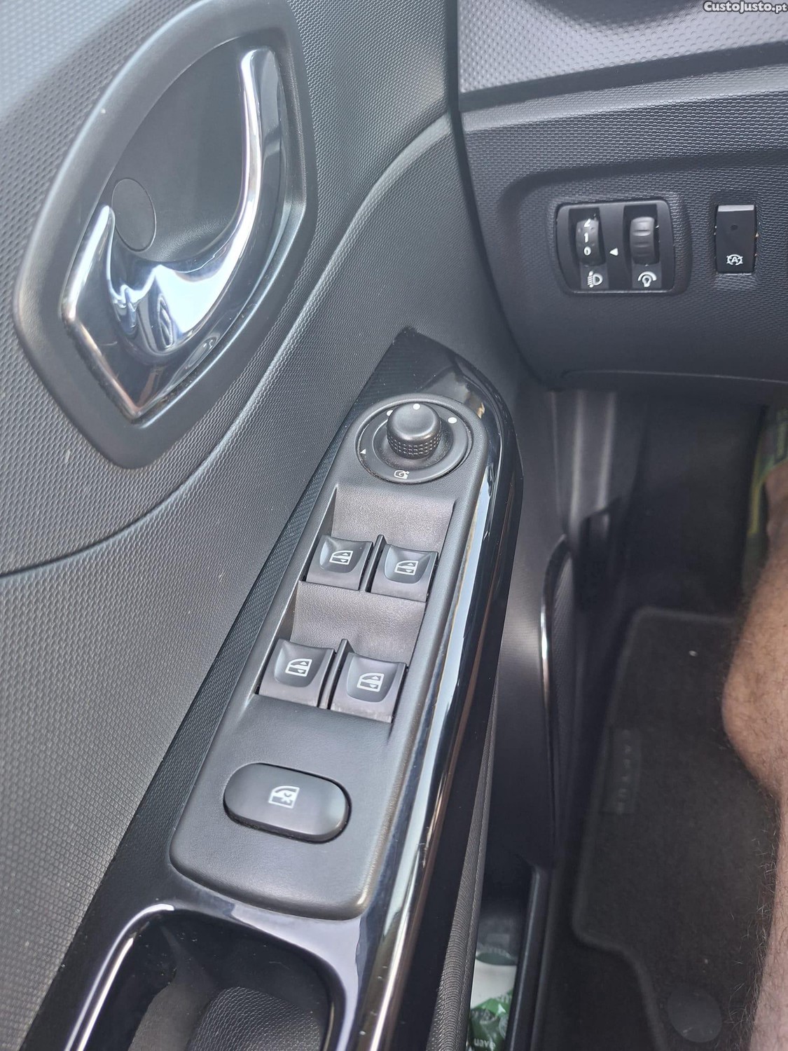 Renault Captur 1.5 — fotografia 4
