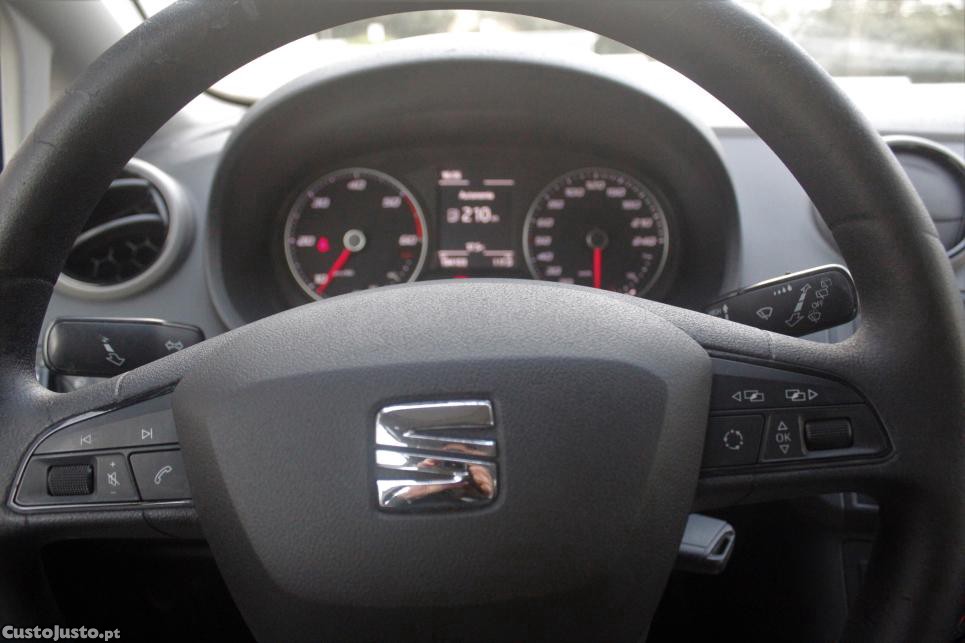 SEAT Ibiza 1.4 TDI 90cv - Nacional - Garantia — fotografia 6
