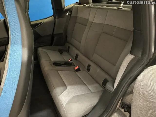 BMW i3 120Ah — fotografia 9