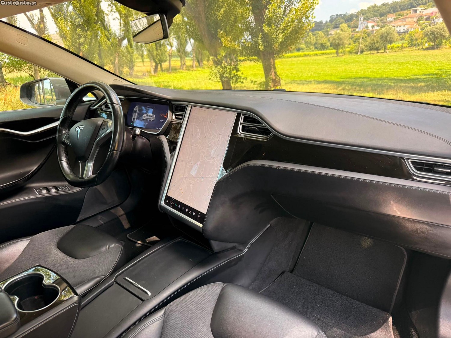 Tesla Model S 70 — fotografia 13