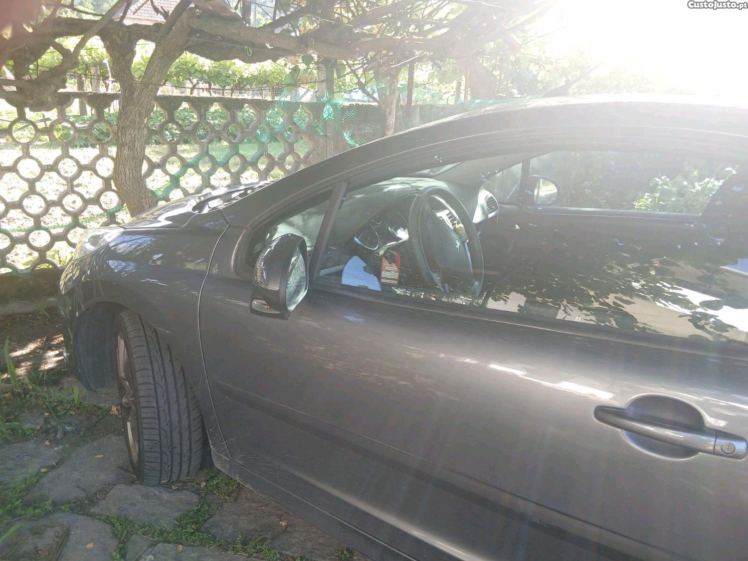 Peugeot 207 1.4 Cabrio — fotografia 3