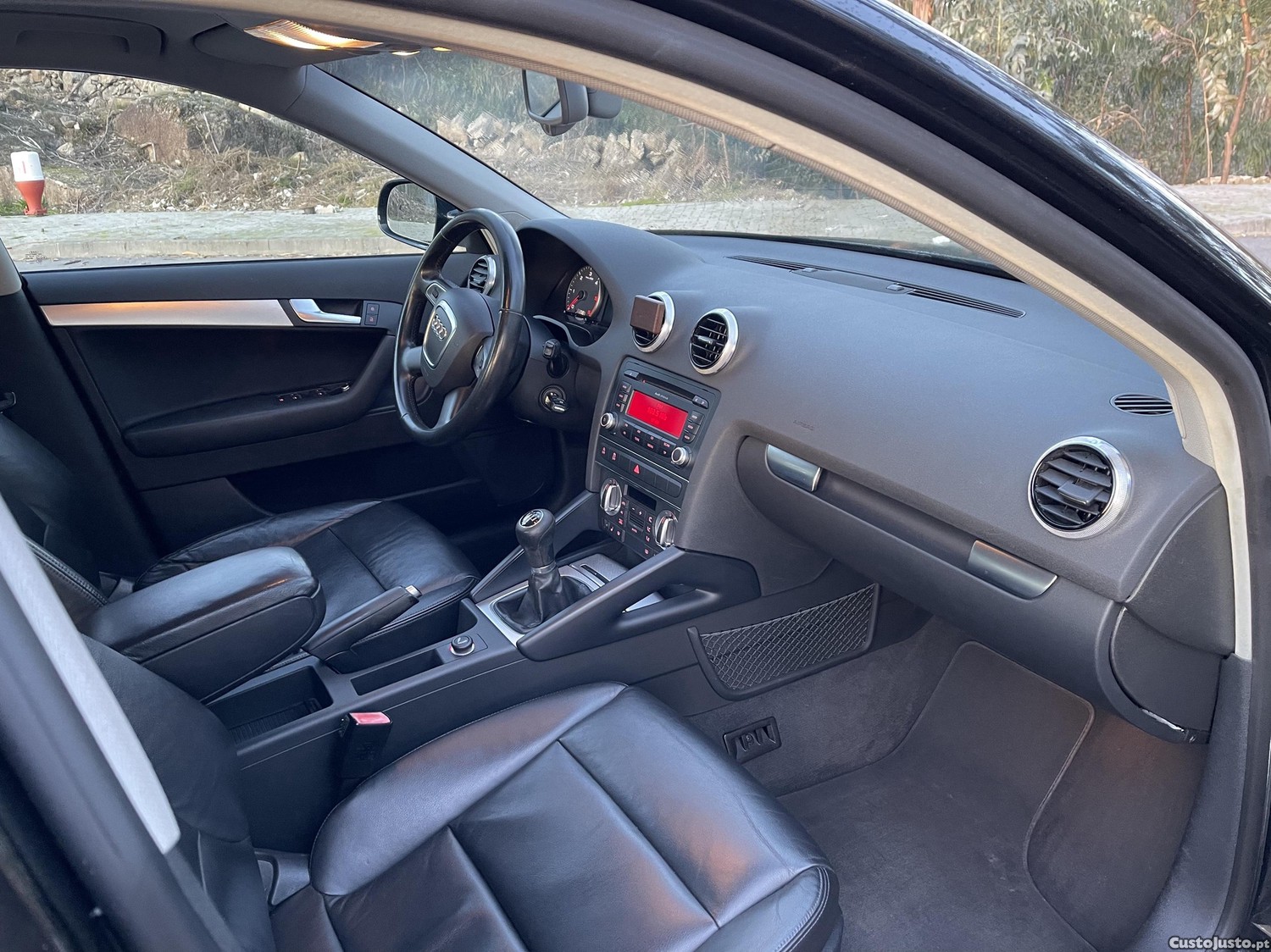 Audi A3 Attraction — fotografia 4