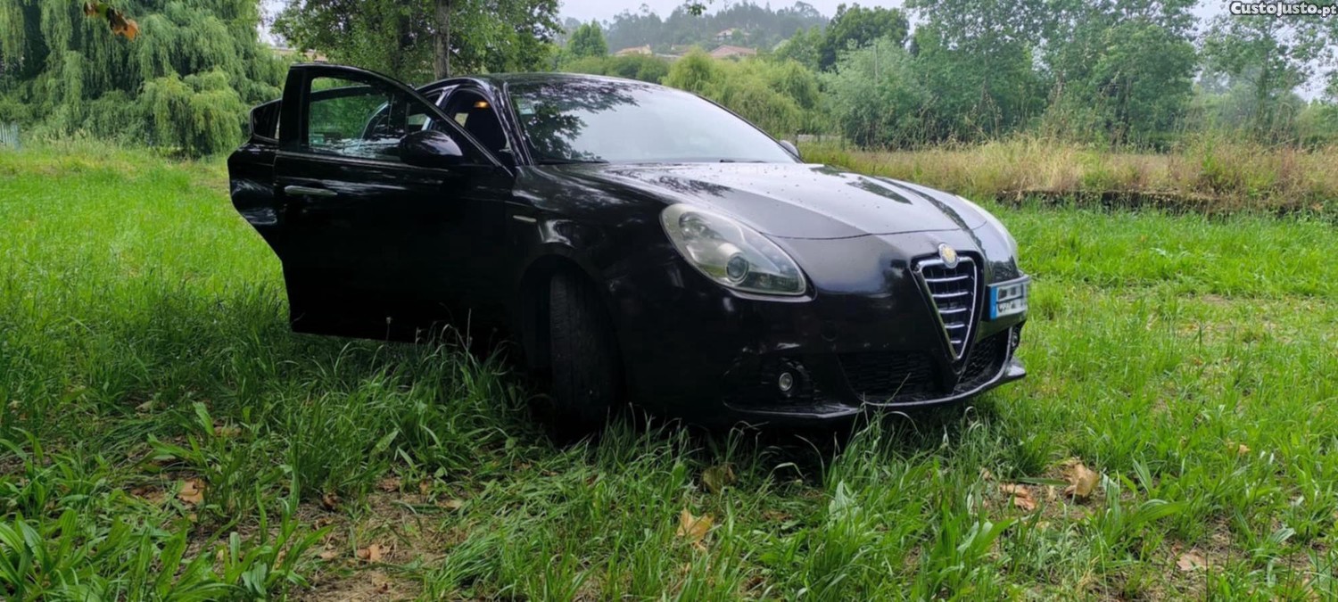 Alfa Romeo Giulietta 1.6 JTDM Impecável — fotografia 9