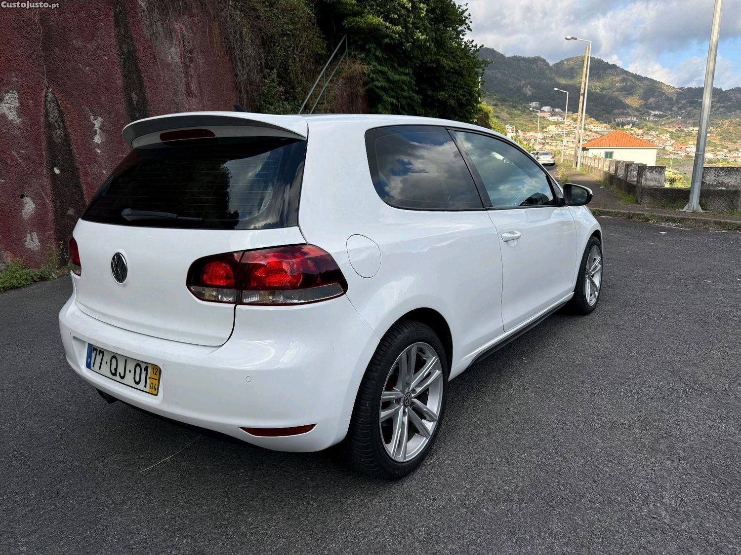 Volkswagen Golf 2.0 TDi Highline — fotografia 7
